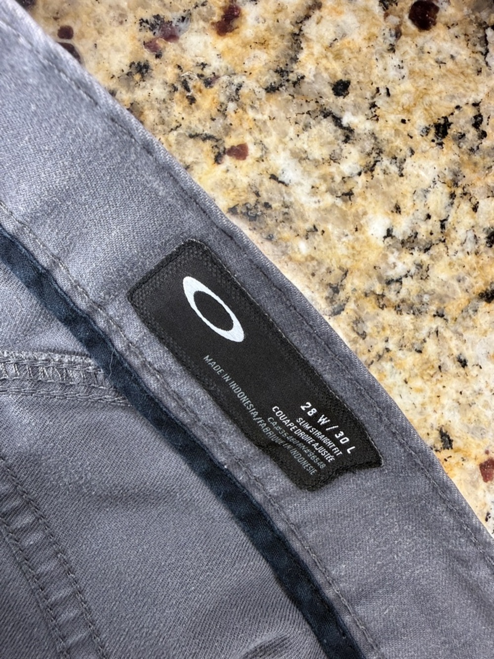 Oakley Men’s Slim Jeans in Gray Wash